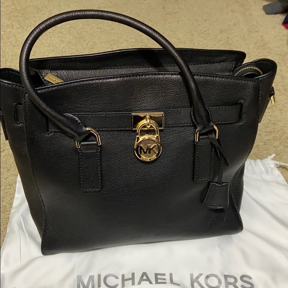 Large Michael Kors Purse - Picture 3 of 11